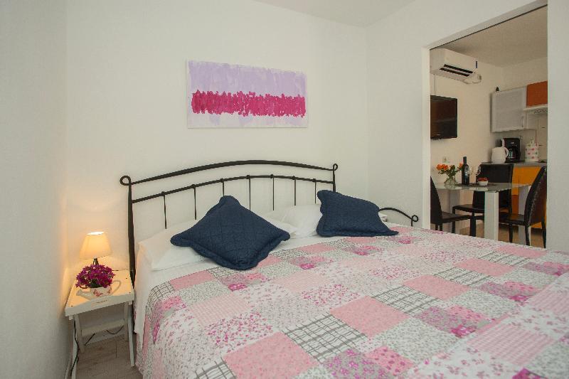 Apartment Alma Сплит Экстерьер фото